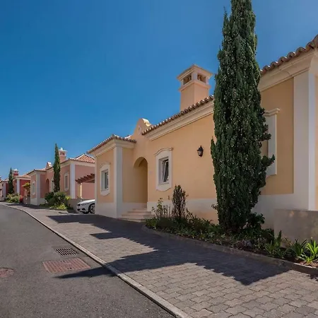 Designed Palheiro Village By Hr Madeira * Фуншал